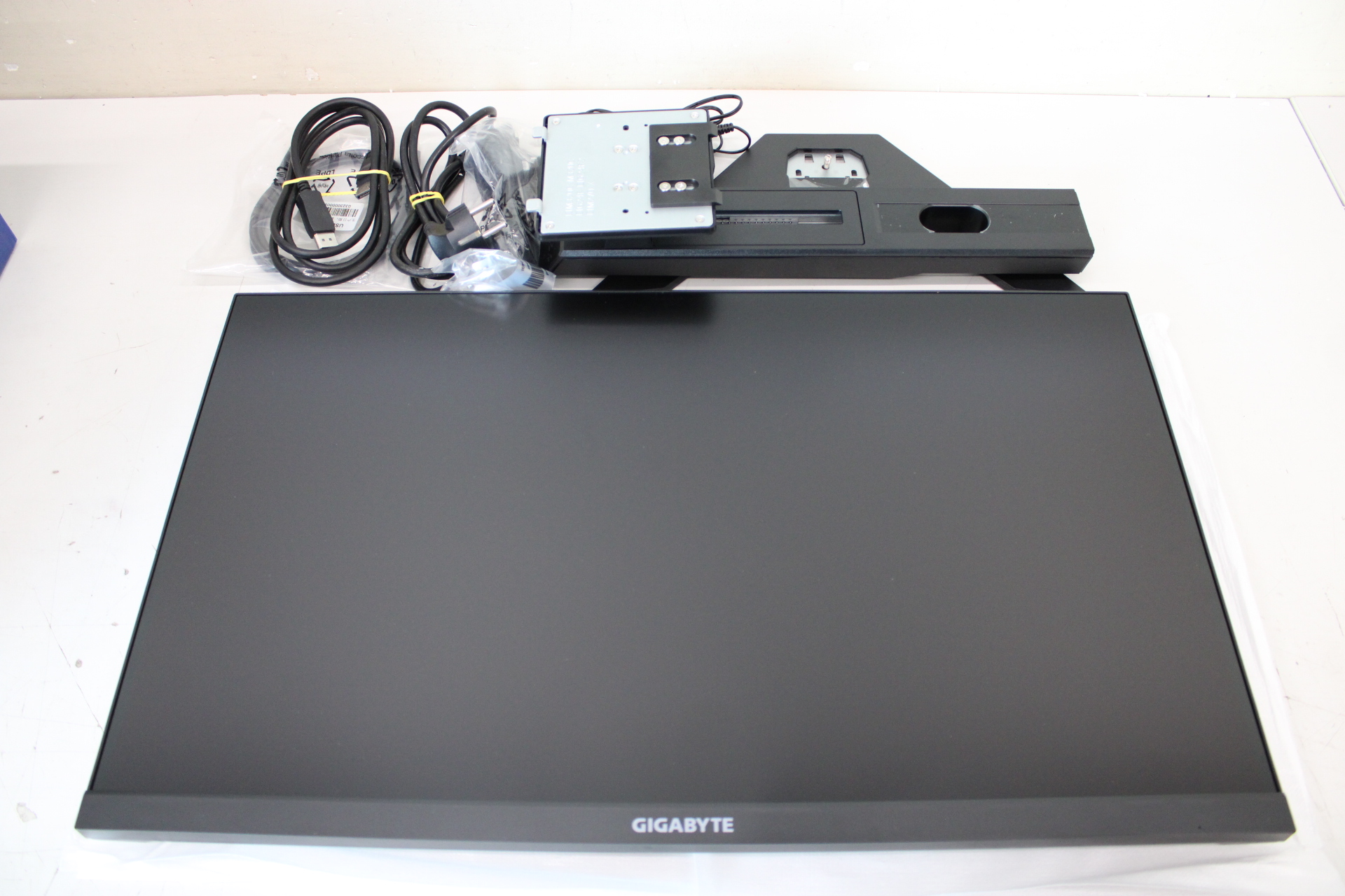 SALE OUT. GIGABYTE M27QA EK Monitor 27", Black - Gigabyte SALE OUT. Warranty 3 month(s) - REFURBISHED, USED, WITHOUT MANUAL