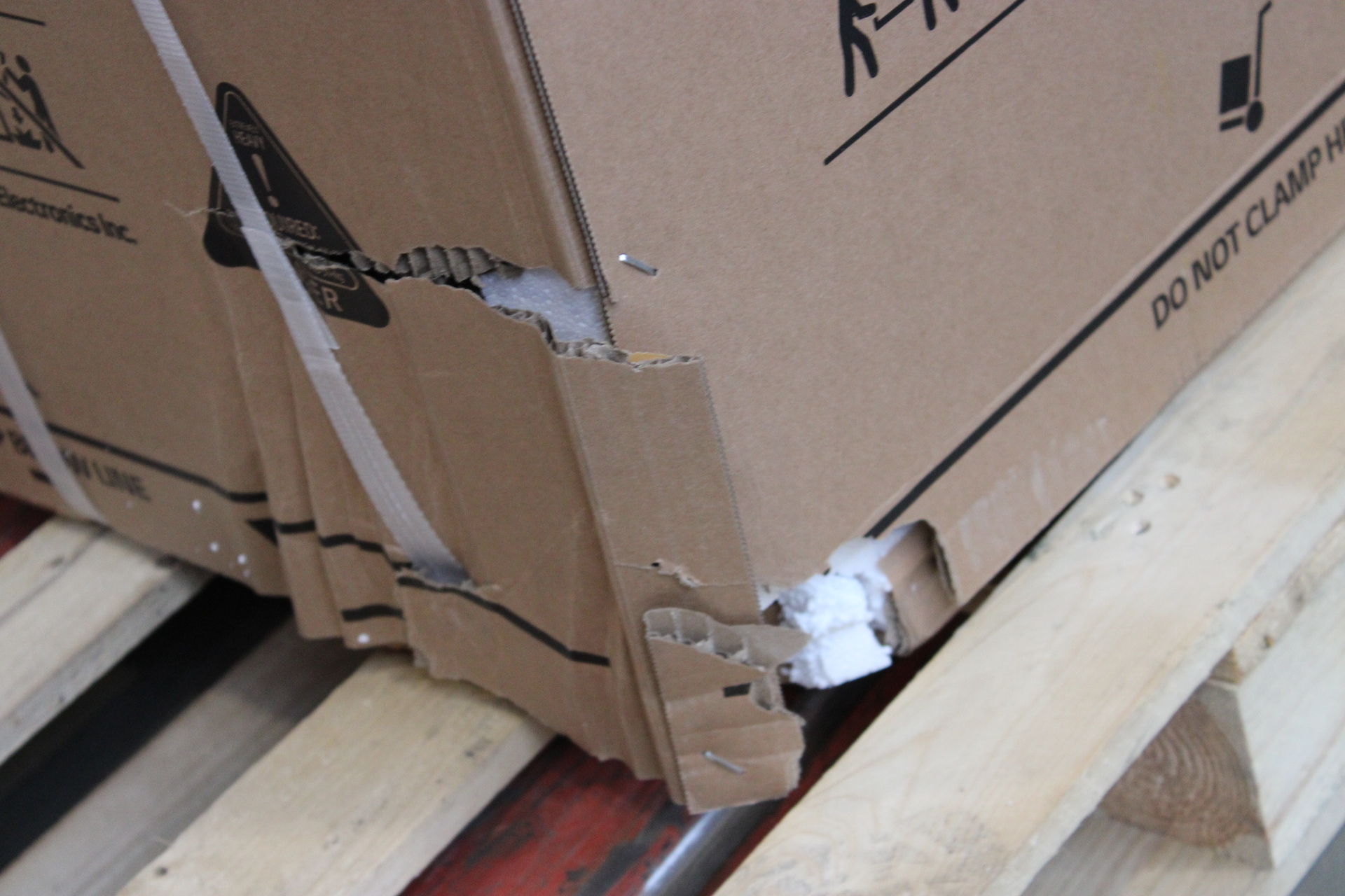 SALE OUT.  - LG - Washing Machine With Dryer - F2DV5S7S1E - Energy efficiency class D - Front loading - Washing capacity 7 kg - 1200 RPM - Depth 46 cm - Width 60 cm - Display - LED - Drying system - Drying capacity 5 kg - Steam function - Direct drive - W