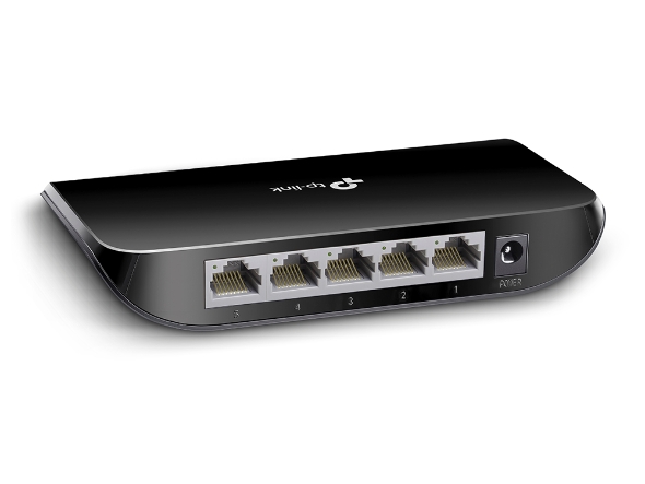 TP-LINK - Switch - TL-SG1005D - Unmanaged - Desktop - Gigabit Ethernet (copper) ports quantity 5 - Power supply type External - 36 month(s)