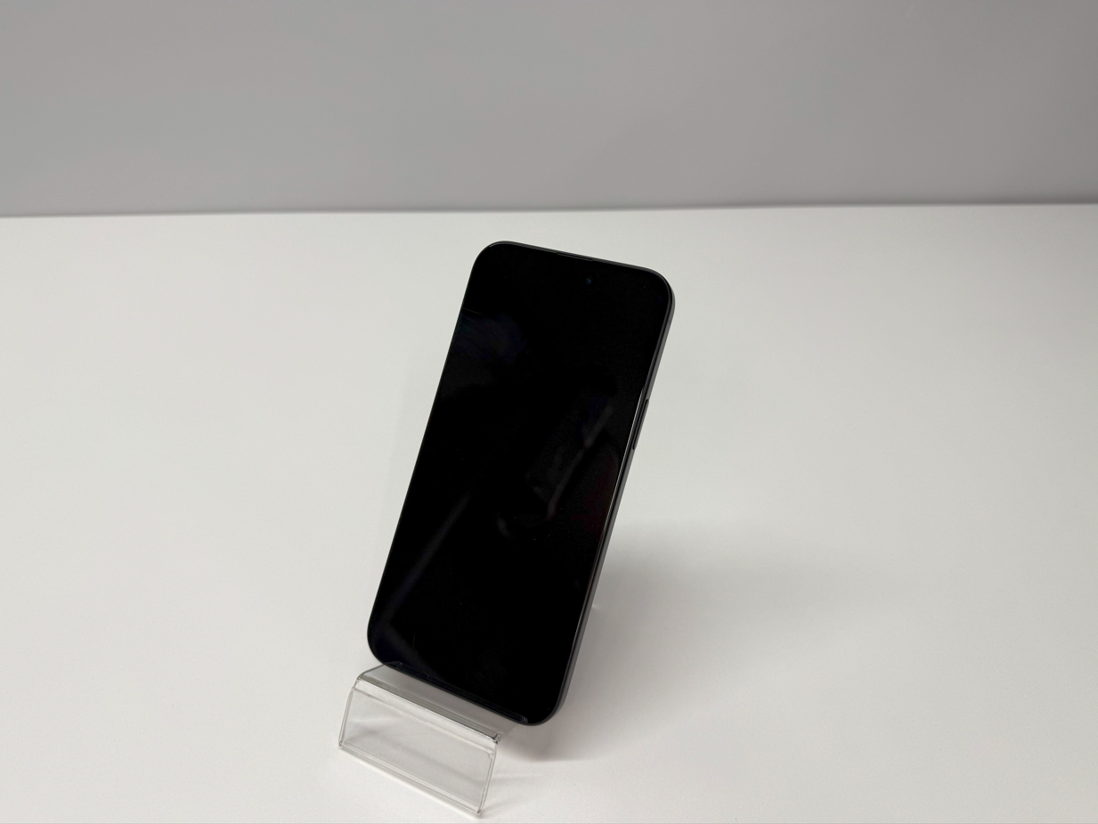 Apple Renewed - Grade C - Apple iPhone 15 Plus - Black - 6.7 " - Super Retina XDR OLED - 2796 x 1290 pixels - A16 Bionic Chip - 6 GB - 128 GB - Dual SIM - 5G - 48+12 MP - iOS - 18