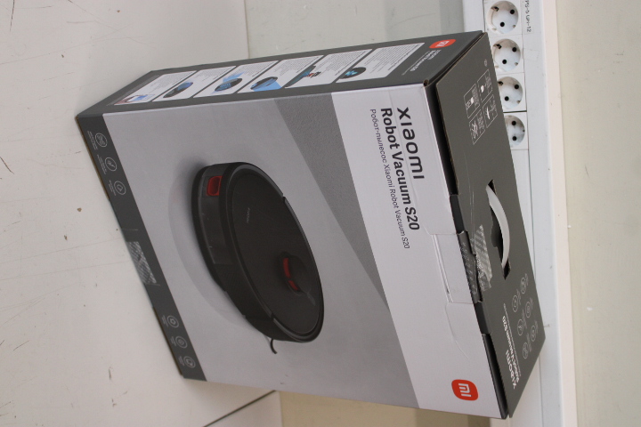SALE OUT. Xiaomi Robot Vacuum S20 (Black) EU - Xiaomi Robot Vacuum (EU) - S20 - Wet&Dry - 2900 mAh - Dust capacity 0.4 L - 5000 Pa - Black - USED,SCRATCHES, MISSING MANUALS, MISSING INNER PACKAGING