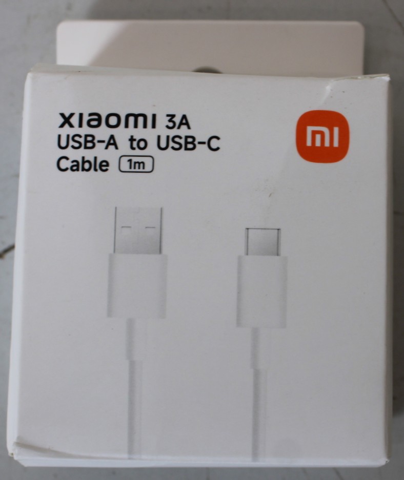 SALE OUT. Xiaomi 3A USB-A to USB-C Cable (1m) - SALE OUT. Xiaomi 3A USB-A to USB-C Cable, 1m - DAMAGED PACKAGING
