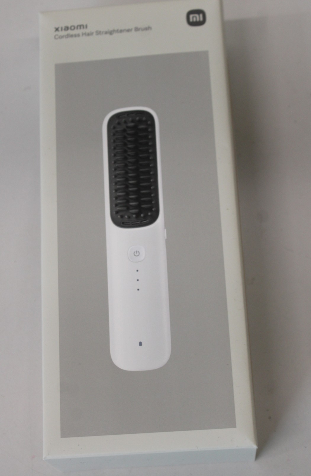 SALE OUT. Xiaomi Cordless Hair Straightener Brush EU - Warranty 24 month(s) - Ceramic heating system - Ionic function - Temperature (min) 160 °C - Temperature (max) 200 °C - DEMO