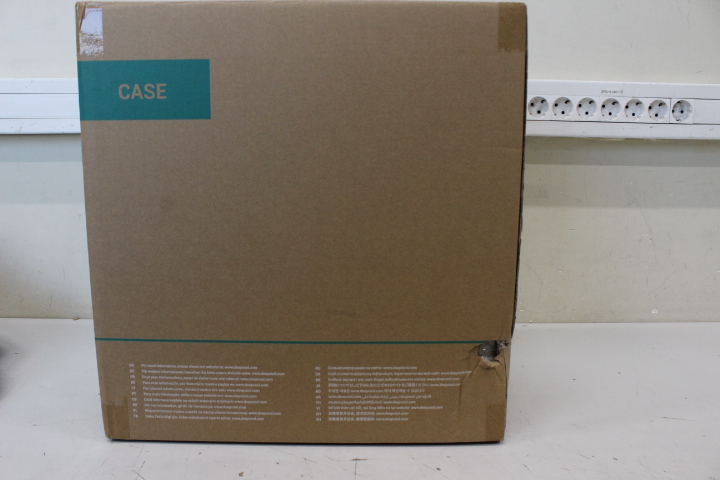 SALE OUT. Deepcool CH360 Digital - Black - Mid Tower - DAMAGED PACKAGING, DENT ON THE SIDE