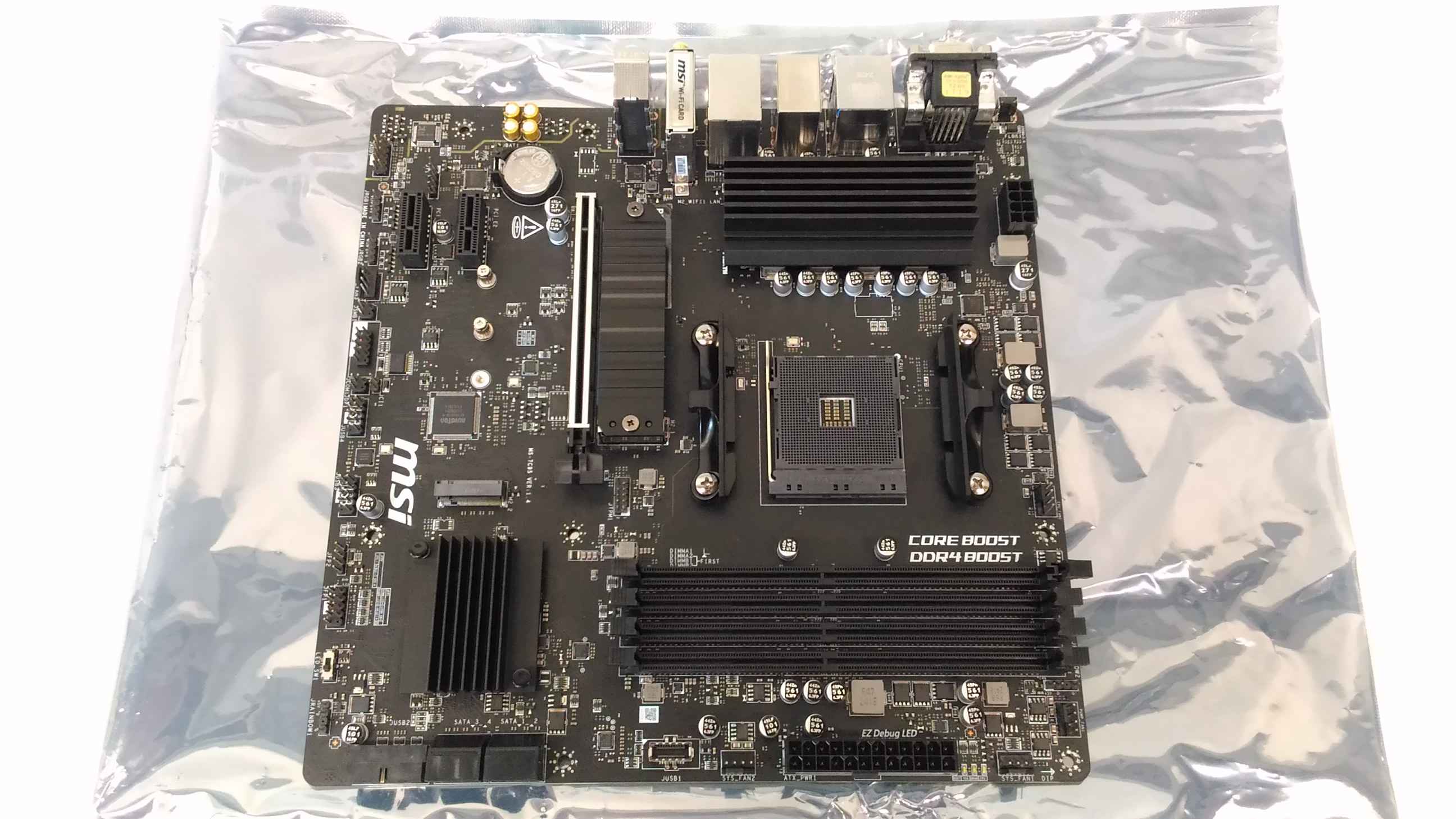 SALE OUT. MSI B550M PRO-VDH WIFI - Processor family AMD - Processor socket AM4 - DDR4 - Memory slots 4 - Chipset AMD B - Micro ATX - USED, REFURBISHED, WITHOUT ACCESSORIES, ONLY ANTENNAS AND BACKPANEL INCLUDED