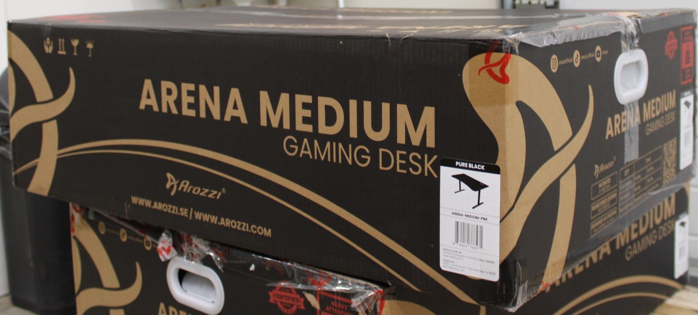 SALE OUT. - Arozzi - Gaming Desk - Arena Medium - Black - DAMAGED PACKAGING, SCRATCHED PARTS AND TABLE TOP - 24 month(s)
