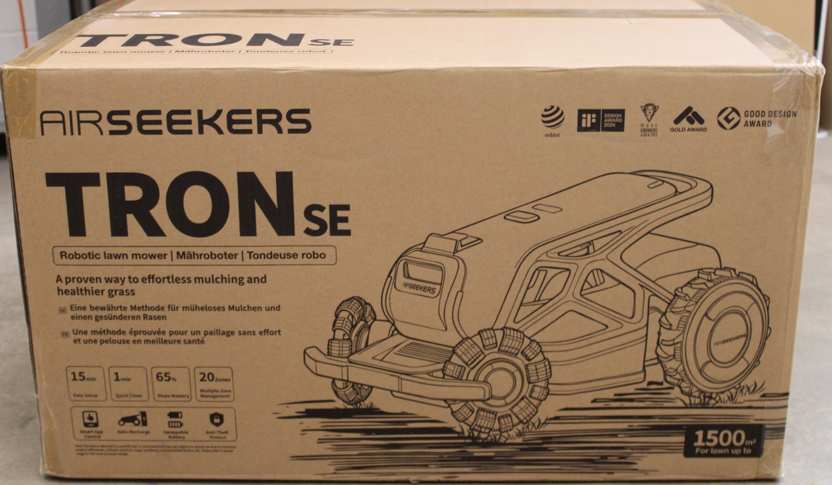 SALE OUT. AIRSEEKERS LIMITED Tron SE 300° AI Vision Mulching Mower, 1500m², Ai Vision + NRTK - 10 Ah - DAMAGED PACKAGING, USED, DIRTY AND SCRATCHED