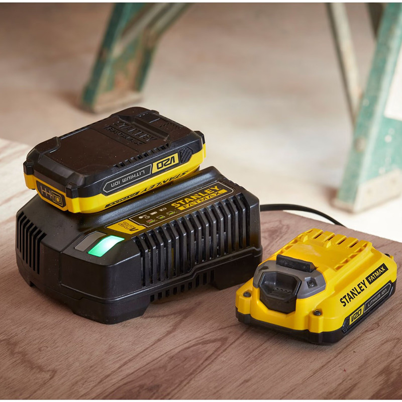 Stanley - 18V V20 4A Fast Charger - SFMCB14-QW
