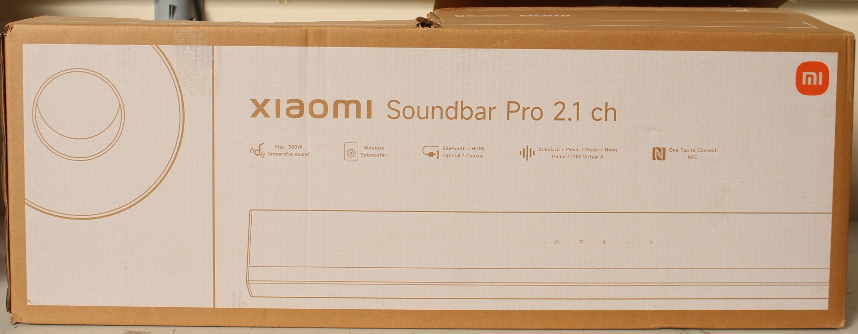 SALE OUT. Xiaomi Soundbar Pro 2.1 ch - Xiaomi Soundbar Pro 2.1 ch - Warranty 24 month(s) - 300 W - Bluetooth - Wireless connection - Black - DAMAGED PACKAGING, MISSING INNER PACKAGING. SCRATCHED AND DIRTY