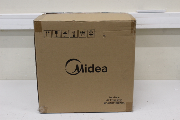 SALE OUT. Midea MAD1100DADK Air fryer digital,Two-zone cavity, 6.4L + 4.4L - SALE OUT. Midea Two Zone Airfryer - MAD1100DADK - Power 1850 W - Capacity 4.4/6.4 L - Rapid Air technology - Black - USED, DIRTY, SCRATCHED ON TOP